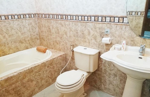 Tegalgundil House | Hostel Bogor