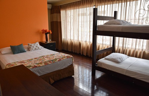 San Jose Hostel | Hostel Casa Colon