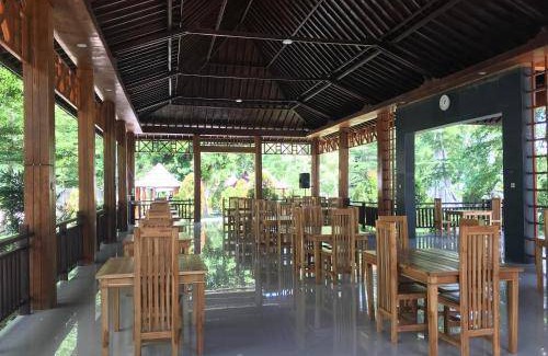 Labuhan Lombok Hotel | Hotel ∙ 3 guests