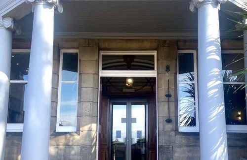 Dysart Hotel | Hotel ∙ 3 guests