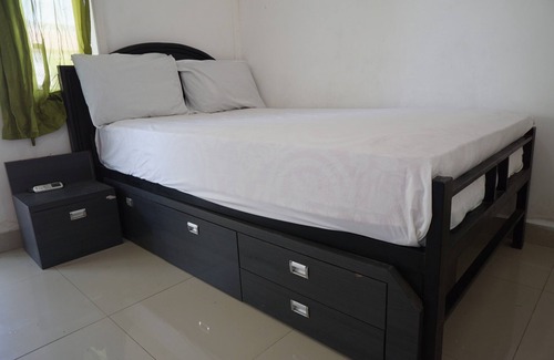 Gresik Hotel | Hotel O Aero Kost Bu Lisa Syariah Near Pasar Tradisional Lawang