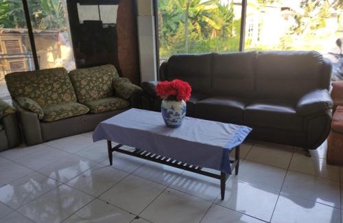 Gresik Hotel | Hotel O Homestay Sehat