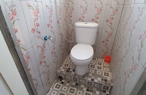 Tembalang Hotel | Hotel O Kd House
