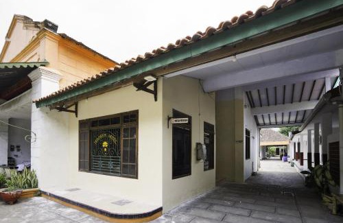 Probolinggo Hotel | Hotel Tentrem Syariah