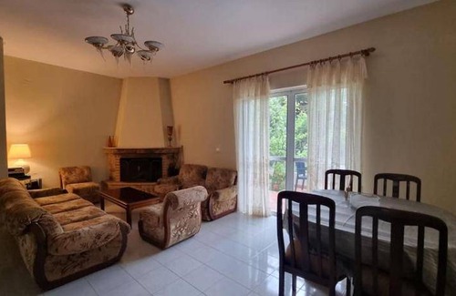 Chalcis House | House ∙ 3 bedrooms ∙ 6 guests