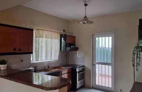 Chalcis House | House ∙ 3 bedrooms ∙ 6 guests