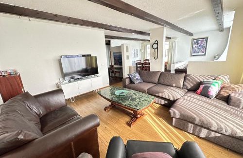 Haaleiti House | House in Reykjavik - Birta Rentals