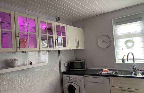 Kirkcaldy House | Impeccable 3- Bedroom House in Kirkcaldy