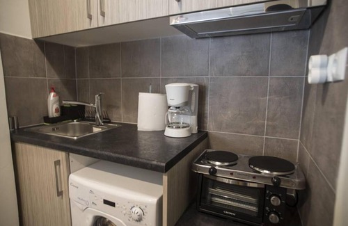 Athens City Centre Apartment | Iris guest house