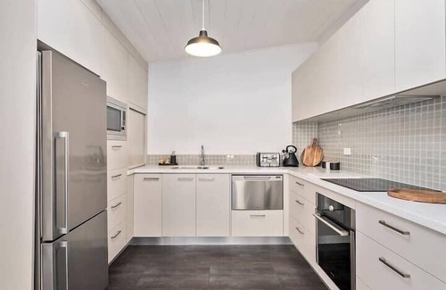 South Hobart House | Irresistible Historic Cottage, close to the CBD