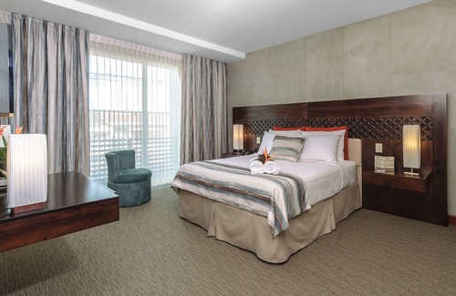 Pavas Hotel | Isla Verde Hotel