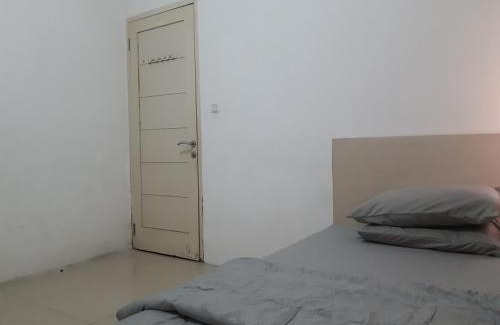 Binong Hostel | John Residence Lippo Karawaci Tangerang