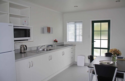 Hawera Hotel | Kerry Lane Motel