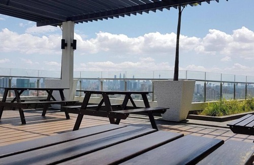 Kuala Lumpur Apartment | Kiara East Dex Suites (KLCC & Batu Caves Views), Jln Kuching, KL