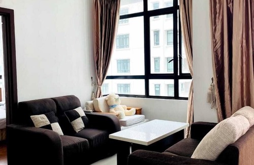 Seri Kembangan House | Lake view Resisdence