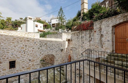 Argyroupoli House | Lappa