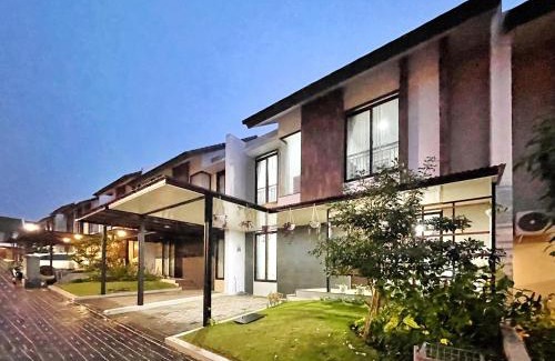 West Bandung House | Larisa Homestay Syariah
