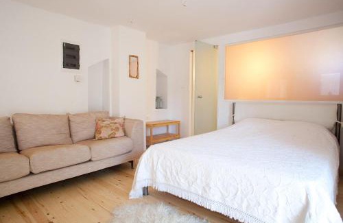 Sirili House | Lemonia Home