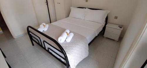 Leonidio Bed & Breakfast | Leonidio Rocks