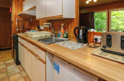 Lamlash Cottage | LODGE 3 - "BEECH", pet friendly in Lamlash, Isle Of Arran