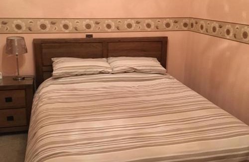 Lumphanan Bed & Breakfast | Macbeth Arms