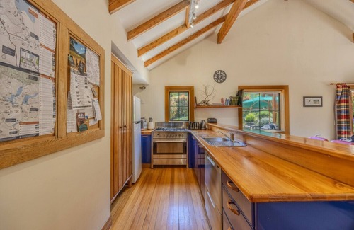 Wanaka House | Minaret Cabin | 3 bedroom home
