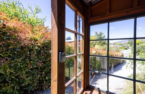 Wanaka House | Minaret Cabin | 3 bedroom home