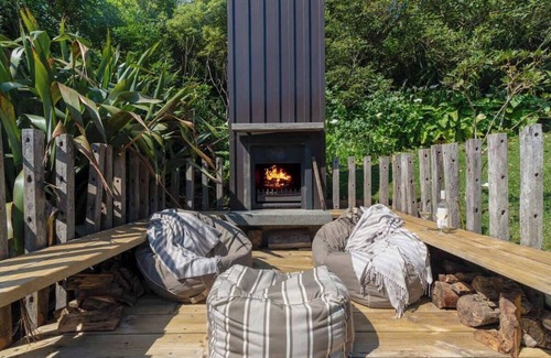 Palm Beach Apartment | Miro Magic | Stay Waiheke