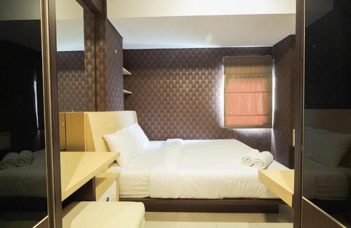 Sunter Apartment | Modern and Classy 1BR Green Lake Sunter Apartment By Travelio