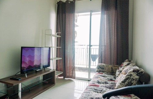 Pluit Apartment | Modern Look 1Br Green Bay Condominium Apartment