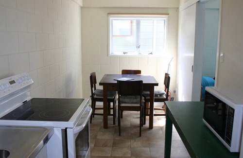 Waihi Beach Cottage | Mollies Place - Waihi Beach Holiday Unit