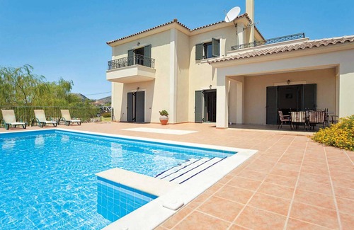 Karavados Villa | Mylos, Beautiful villa in Trapezaki w/