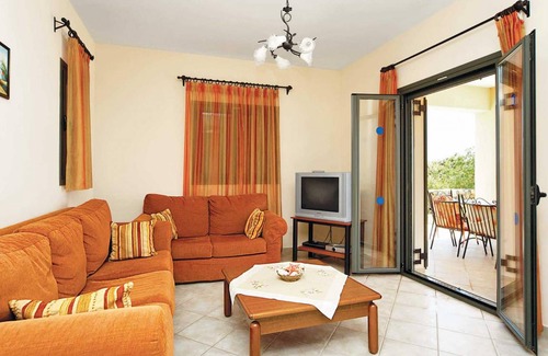 Karavados Villa | Mylos, Beautiful villa in Trapezaki w/