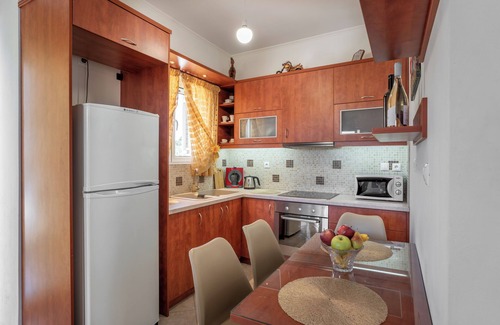Gournai Villa | Niki's House is Close to the Famous Aquarium of Crete With Fantastic Beaches