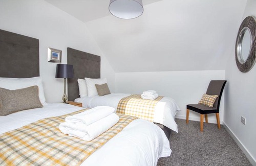 Aviemore House | Oakwood
