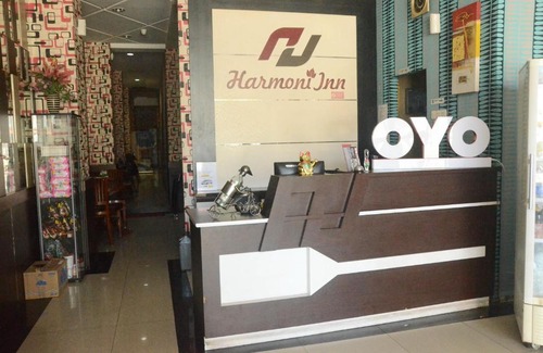 Makassar Hotel | OYO 1702 Harmoni Inn Makassar