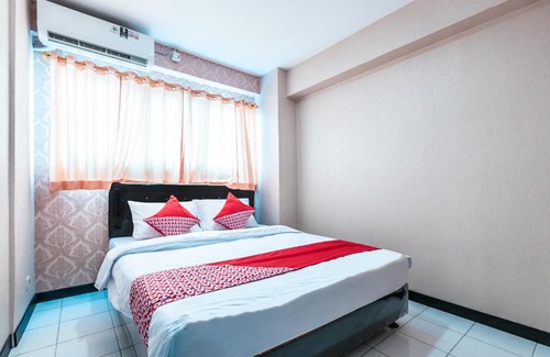 East Jakarta Hotel | OYO 2122 Qubic