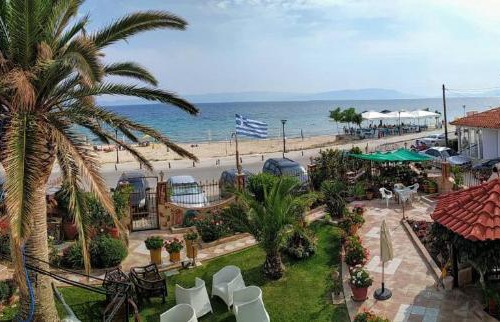 Pangaio House | Palm Garden Villa Παραλία Οφρυνίου