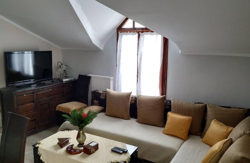 Pangaio House | Palm Garden Villa Παραλία Οφρυνίου