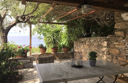 Koukounaries House | Peace, privacy, sea views and sunsets: Lephteris House with pool at Koukounaries