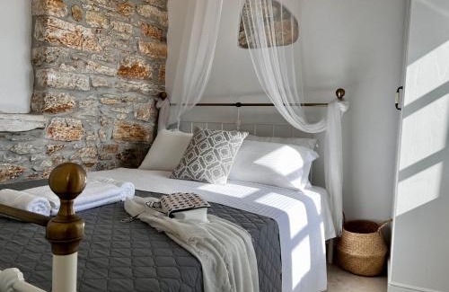 Aperathos House | PETRA HOME heritage and hospitality