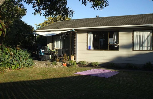 Paraparaumu Beach Resort | Private room ∙ 1 guest