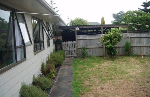Paraparaumu Beach Resort | Private room ∙ 1 guest