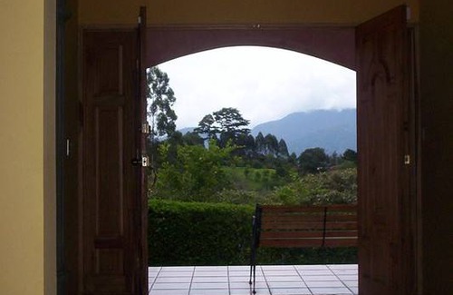 Paraiso Resort | Private room ∙ 1 guest