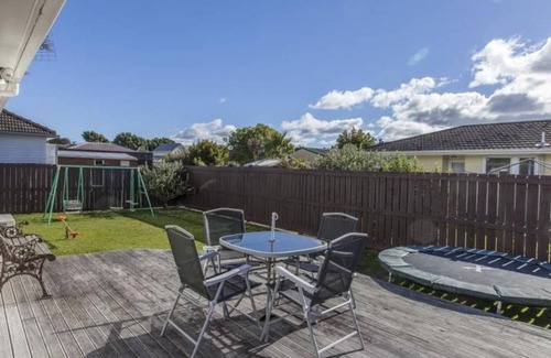 Lower Hutt Resort | Private room ∙ 1 guest