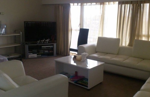 Birkenhead Resort | Private room ∙ 3 guests