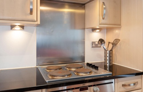 Newhaven Apartment | Providing Stylish City Living within the vibrant shore area