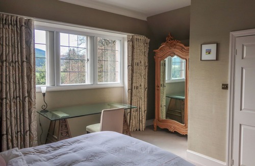 Walkerburn Bed & Breakfast | Room in 120-year-old country retreat, ideal for adventurers