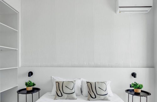 Thessaloniki Apartment | Sanders Arch - Lovely 1-Bdr. Apt. w/ Sofa-Bed