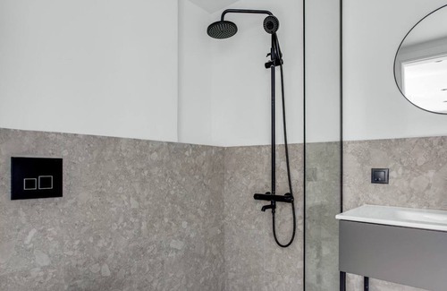 Thessaloniki Apartment | Sanders Arch - Lovely 1-Bdr. Apt. w/ Sofa-Bed